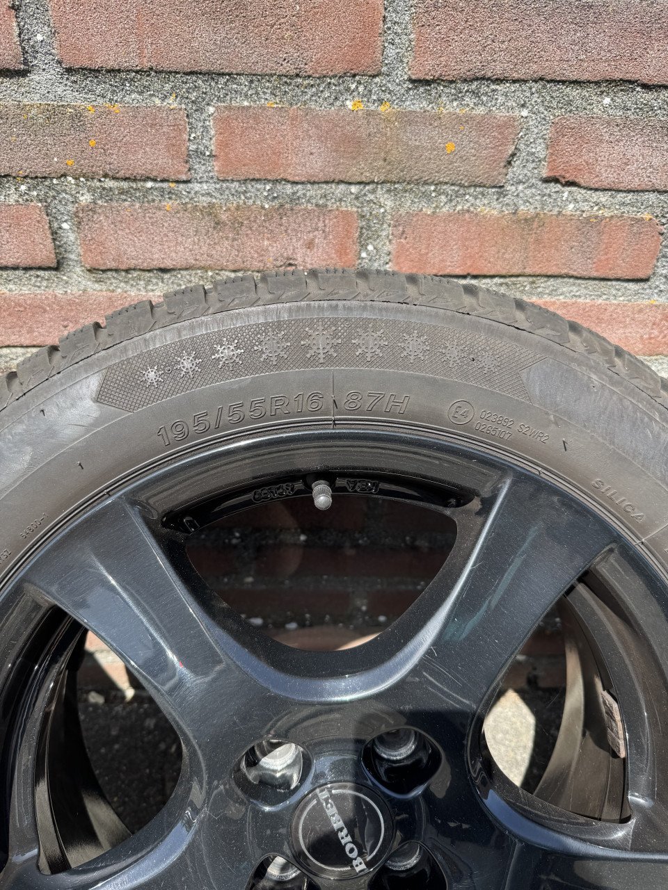 Borbet velgenset met winterbanden 195/55 R16