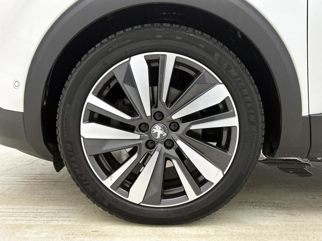 Peugeot 3008 1.2 puretech blue lease premium avantage