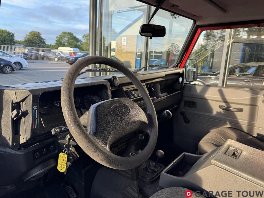 Land Rover Defender 2.5 td5 110" hard top