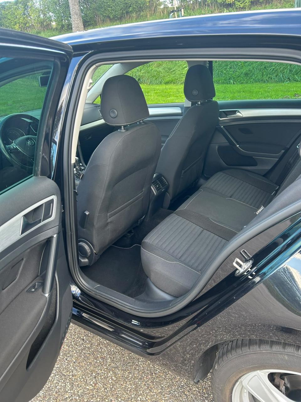 MC Meerman Classics bied in consignatie aan een nette VW Golf 7 Cup Edition