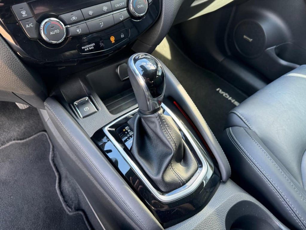 Nissan Qashqai 1.3 dig-t tekna + automaat