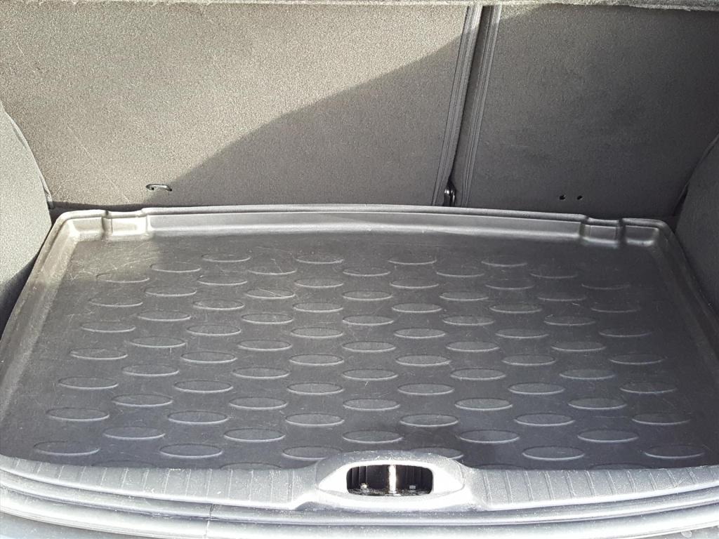 Peugeot 208 envy 1.2 vti 82pk 5d navigatie | cruise & climate control | par