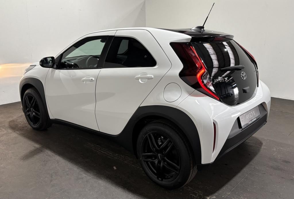 Toyota Aygo x 15 hydrid play | black & white |