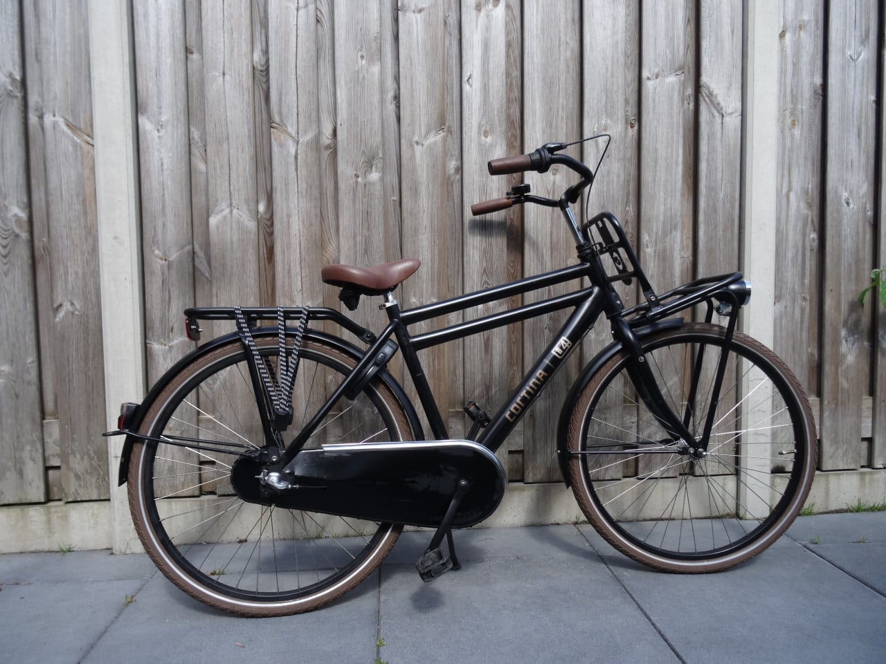 🚲 Cortina U4 Jongensfiets – 26 inch – 3 Versnellingen – Zwart 🖤
