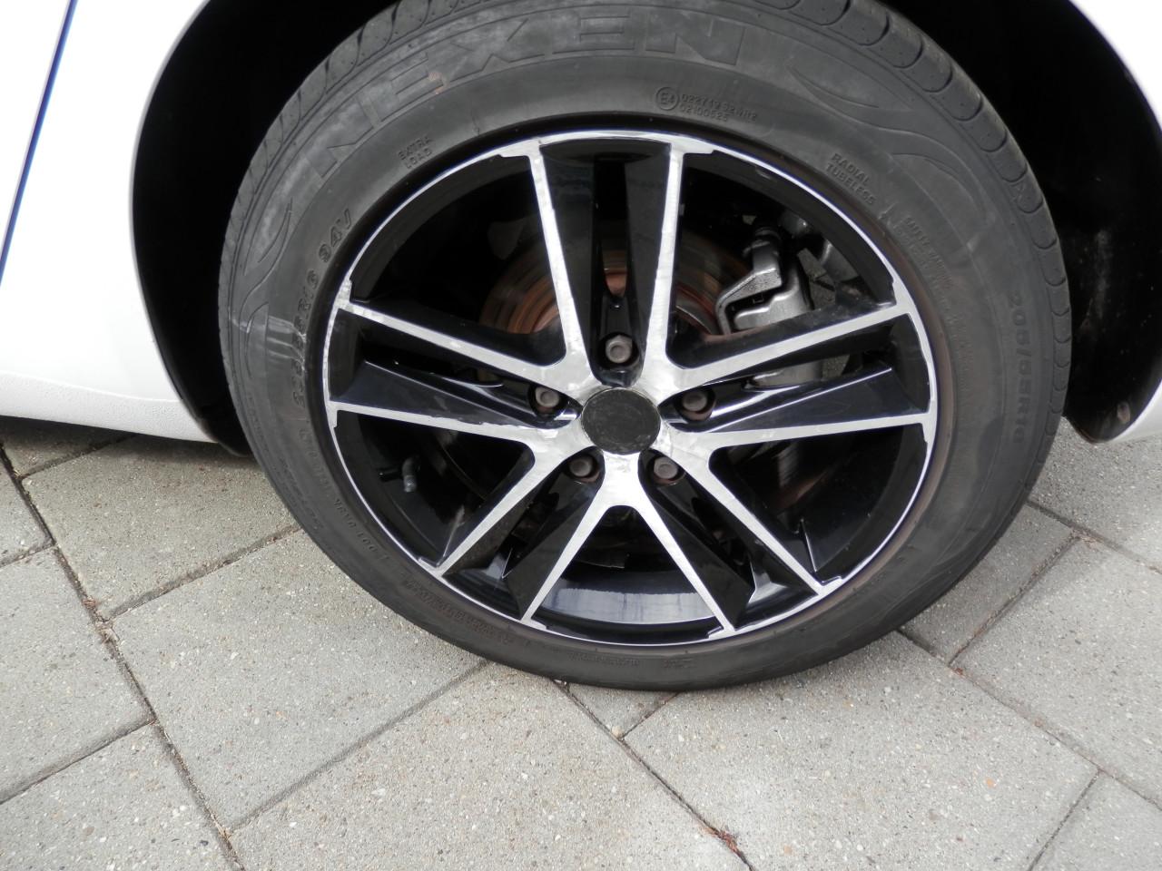 Auto Garant Biedt Aan: KIA Venga 1.4 CVVT Xtra