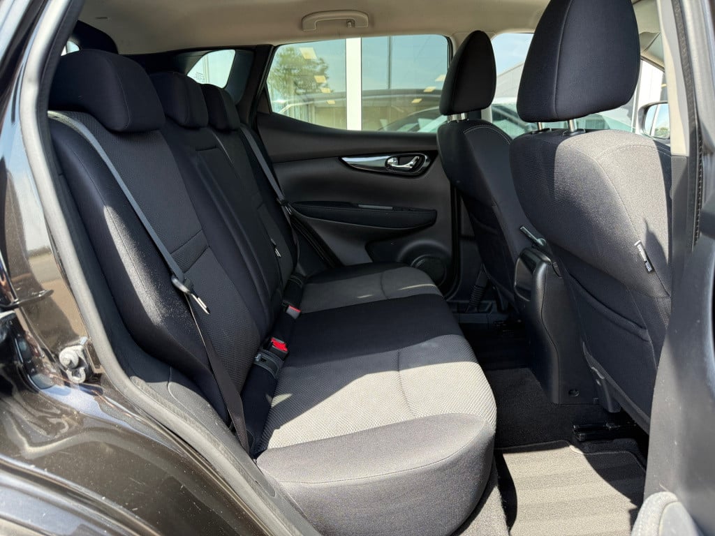 Nissan Qashqai 1.2 connect edition