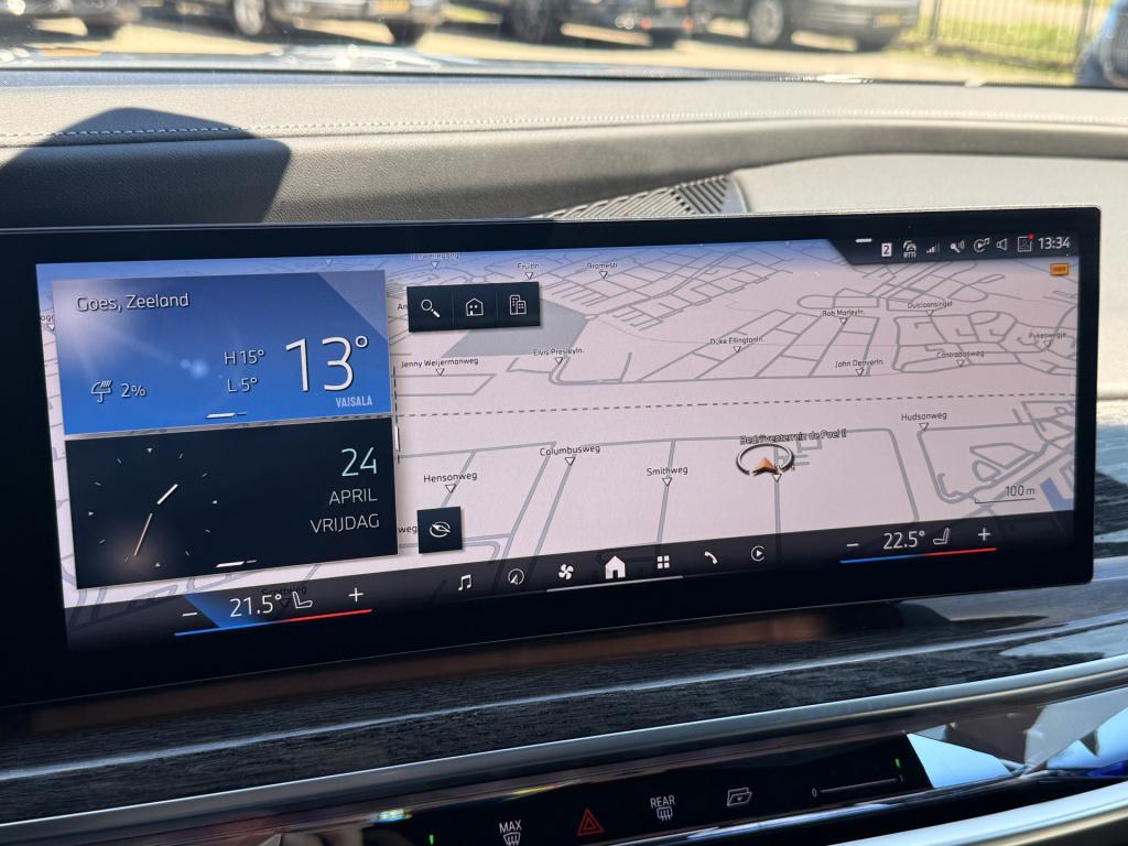 BMW 7 Serie 750e xdrive | bowers & wilkins | 360 | skylounge | leder | trek