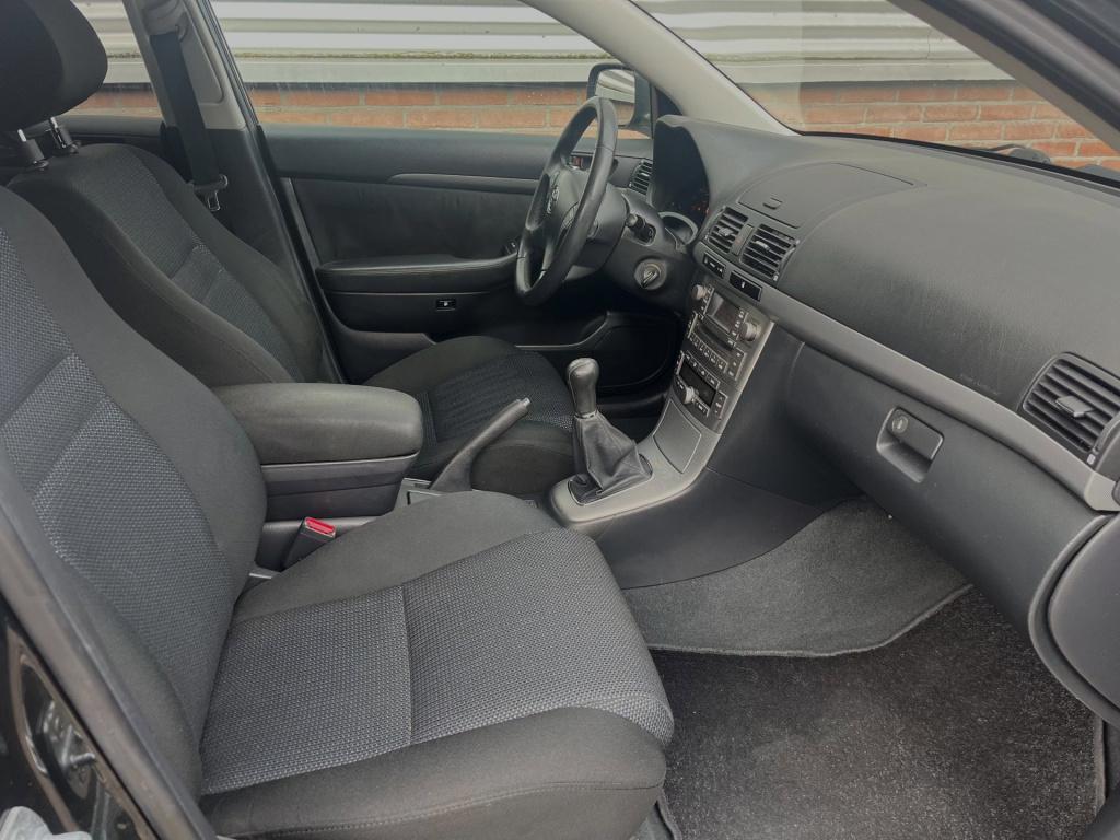 Toyota Avensis wagon 1.8 vvti luna | nieuwe apk | trekhaak