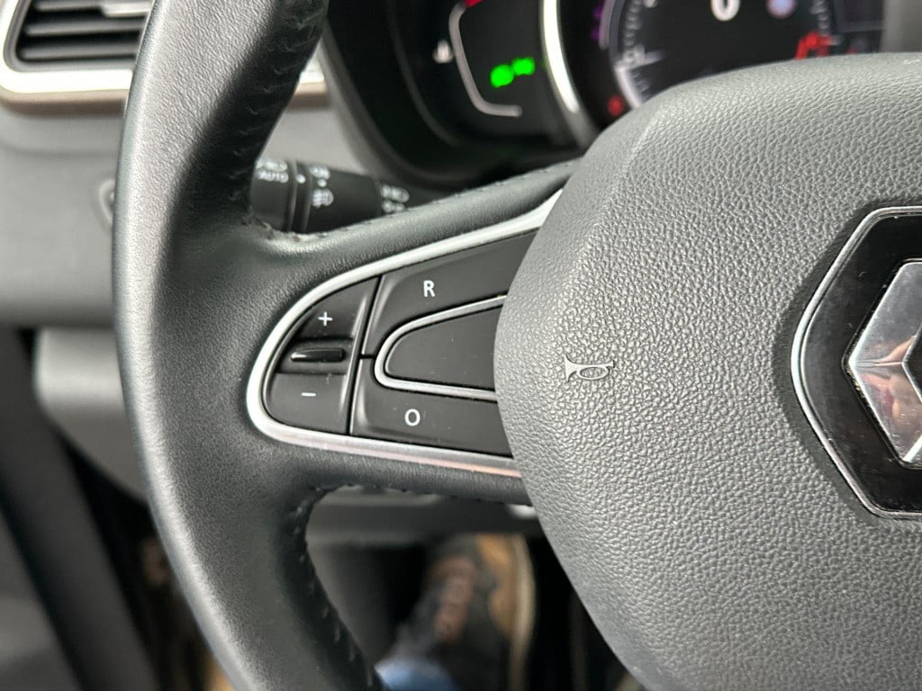 Renault Kadjar 1.2 tce bose | trekhaak 1500 kg | automaat | stoelverwarming