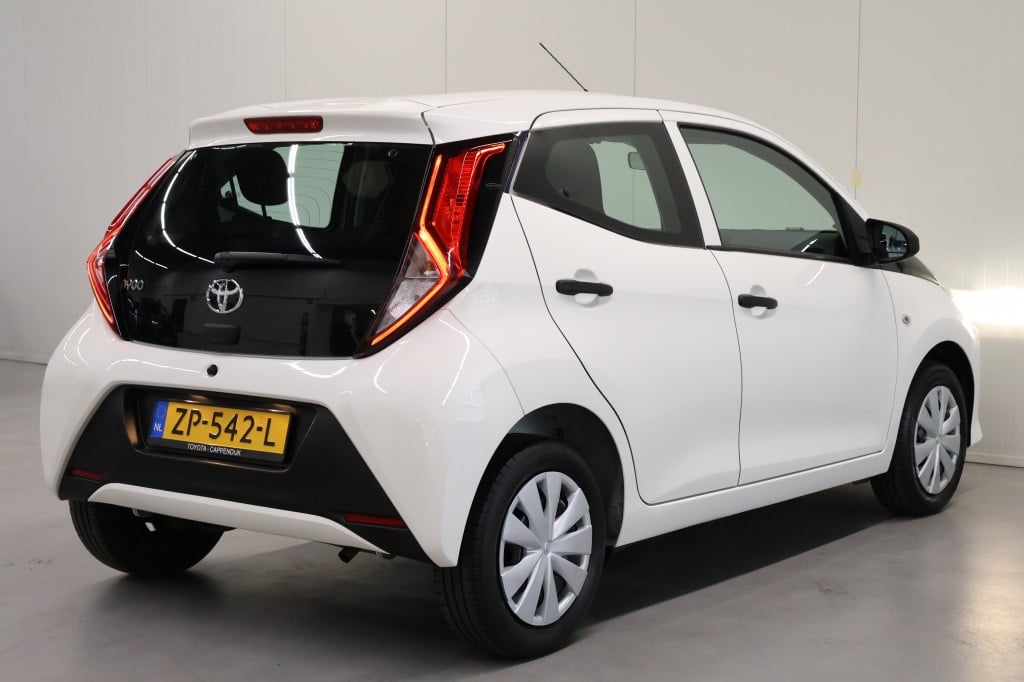 Toyota Aygo 1.0 vvt-i x-fun