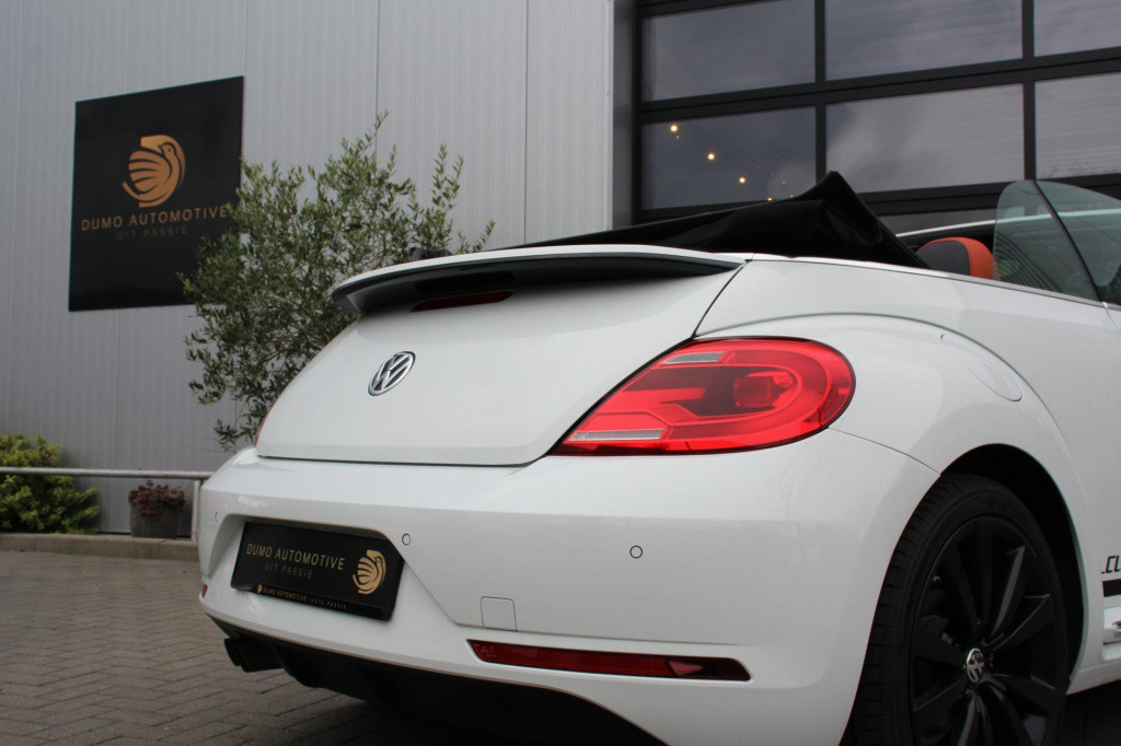 Volkswagen New Beetle cabriolet 1.4 tsi r-line club bluemotion - dab - led 
