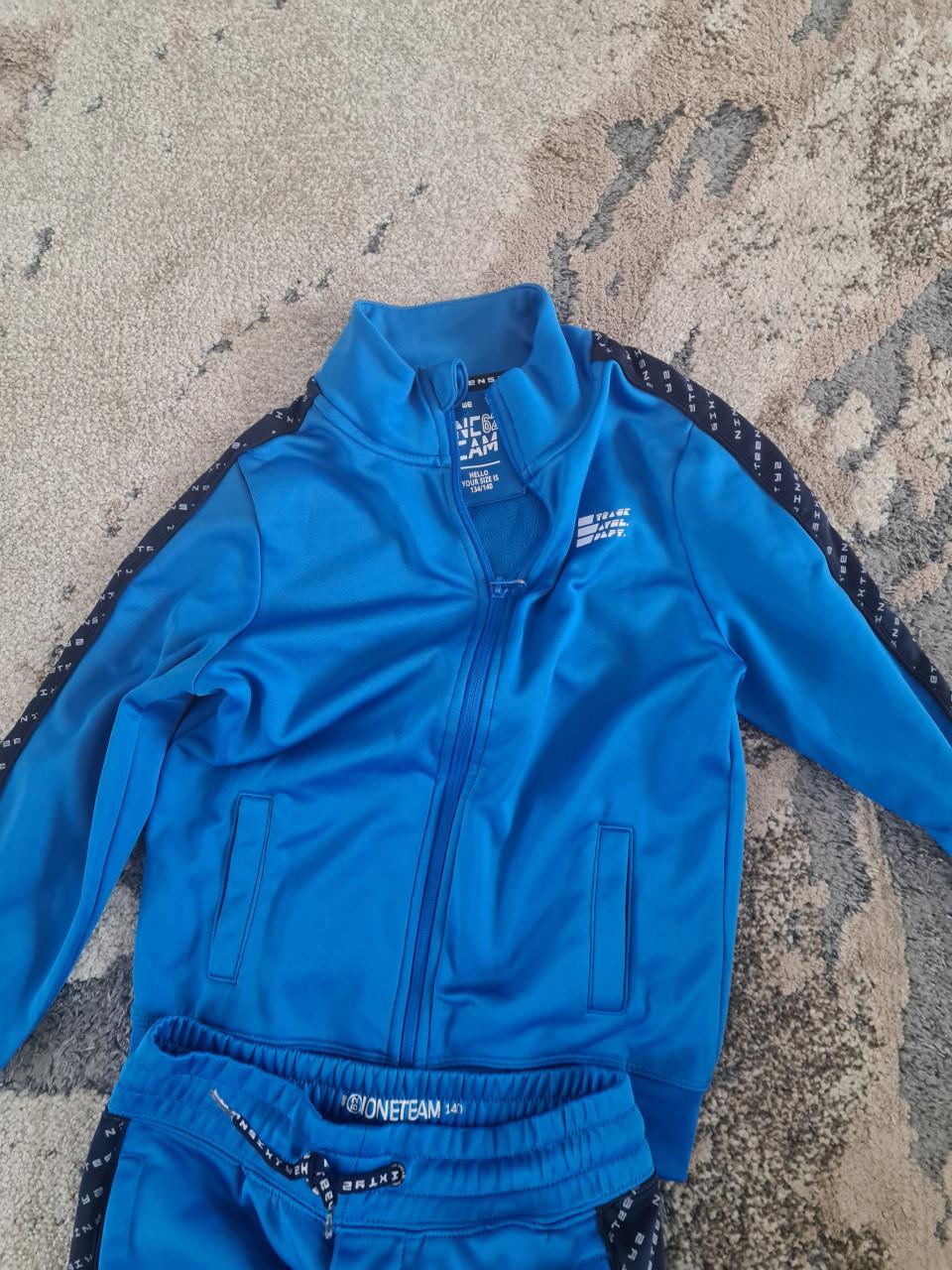 Sportkleding maat 134x140