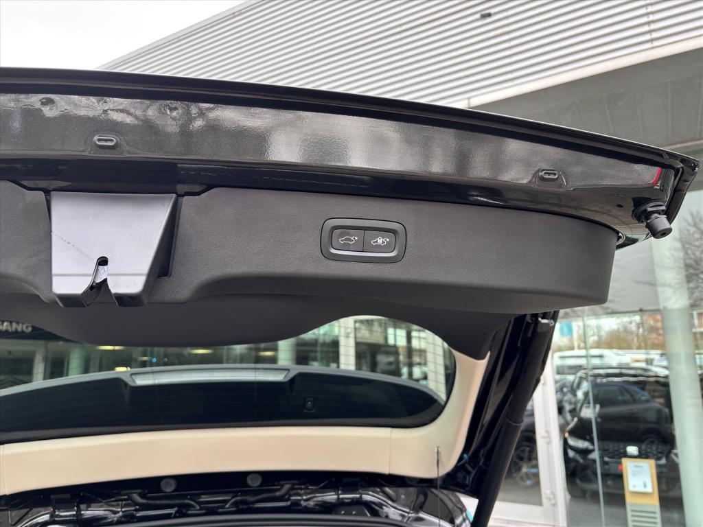 Lynk & Co 01 1.5td 261pk phev automaat| 360 gr camera| pano dak|carplay|rij