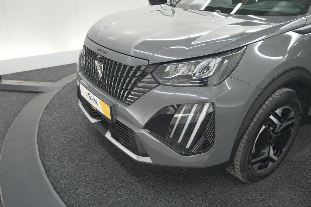 Peugeot 2008 puretech 130 eat8 allure | 360 camera | adaptieve cruise contr