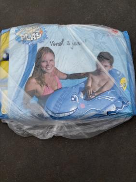 Kinder bootje ( opblaas baar )