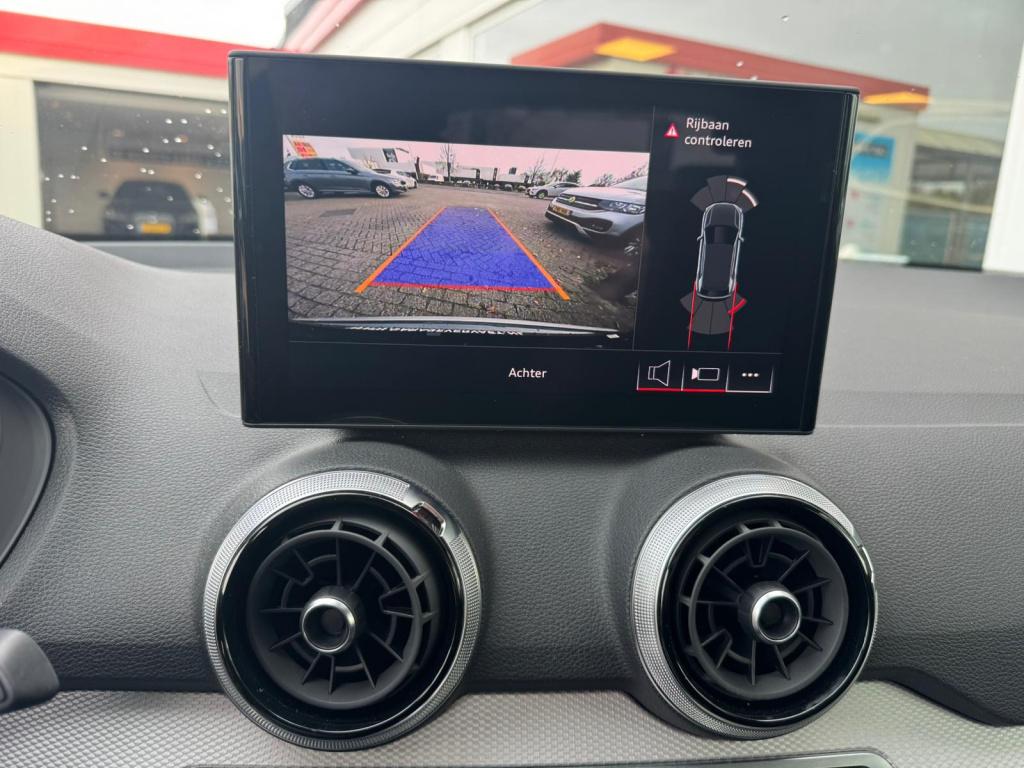 Audi Q2 35 tfsi s edition