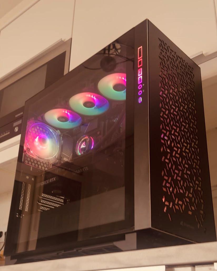 High-End Gaming PC | i7 14700KF • RTX 4070 • 32GB DDR5 • 2TB SSD