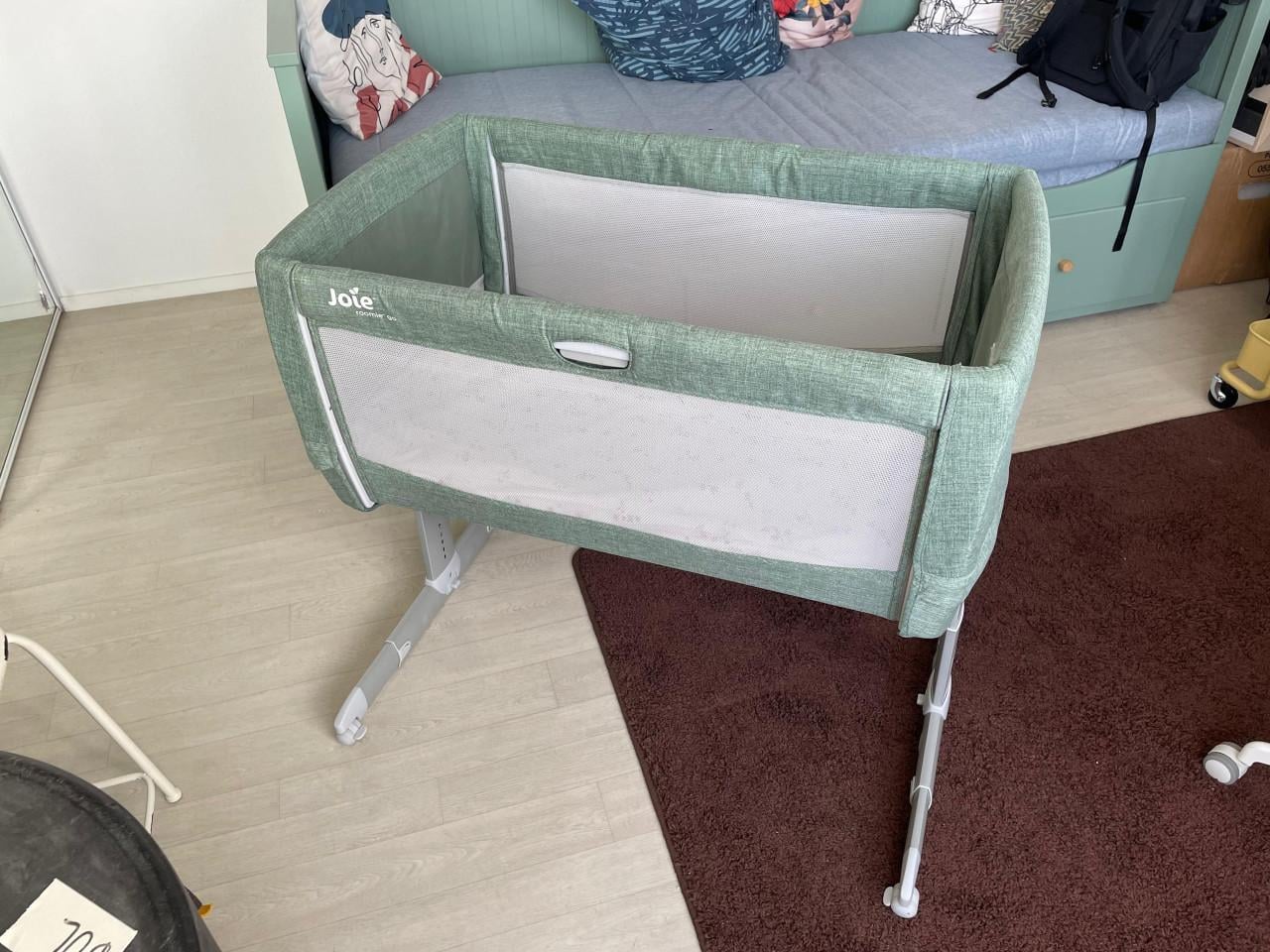 Co-Sleeper