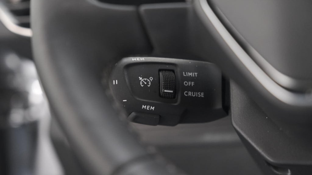 Peugeot 5008 puretech 130 eat8 allure pack business | 7 zitplaatsen | camer