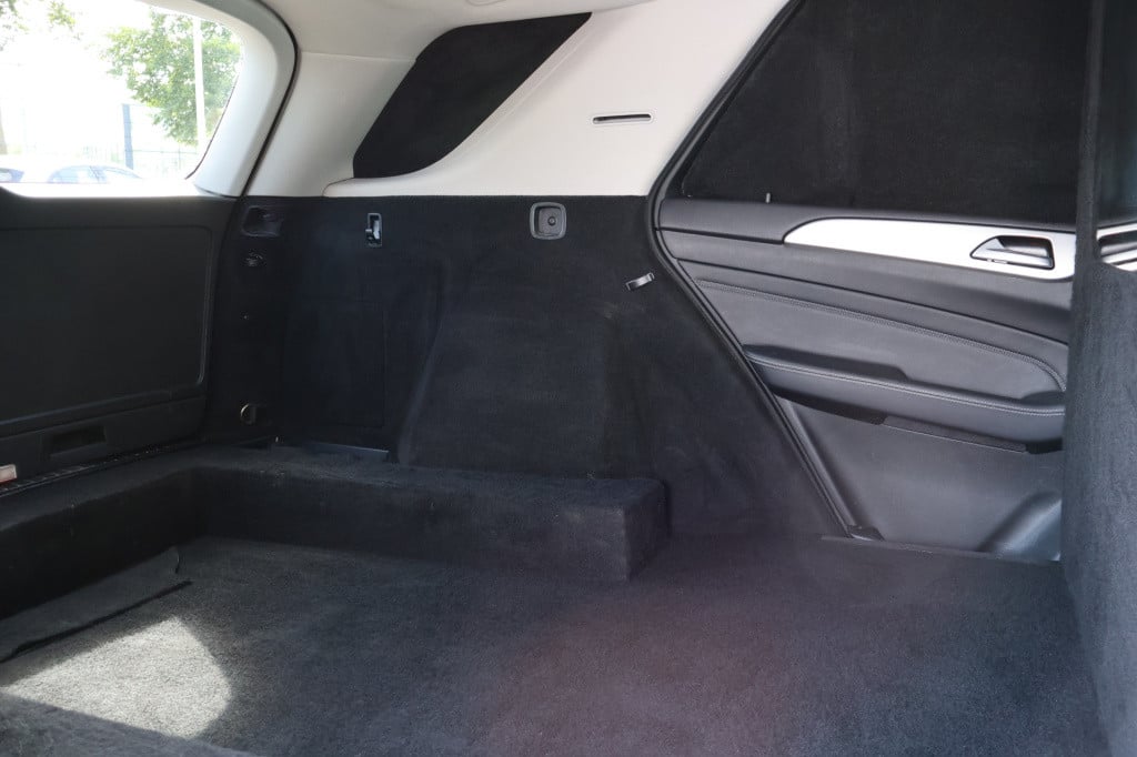 Mercedes-Benz ML-klasse 350 bluetec 4matic l grijs kenteken l 4 x 4 l trekh