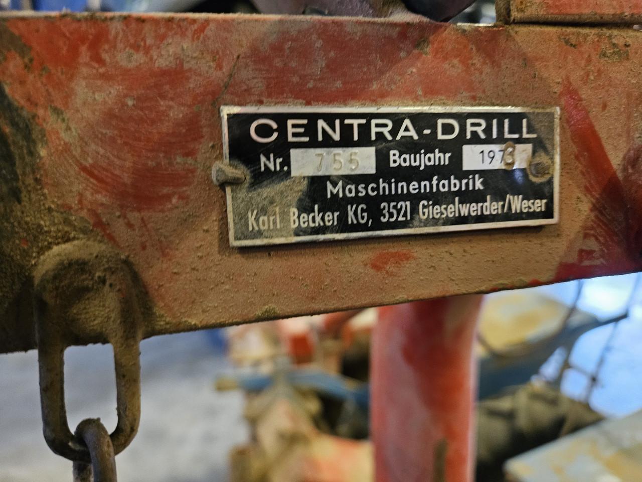 Becker Centra-Drill zaaimachine