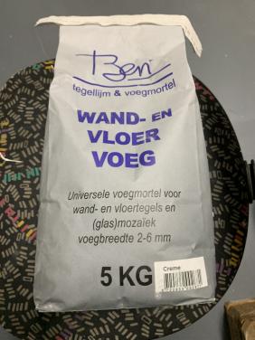 De Ben Wand en Vloervoeg Crème, 5 kg