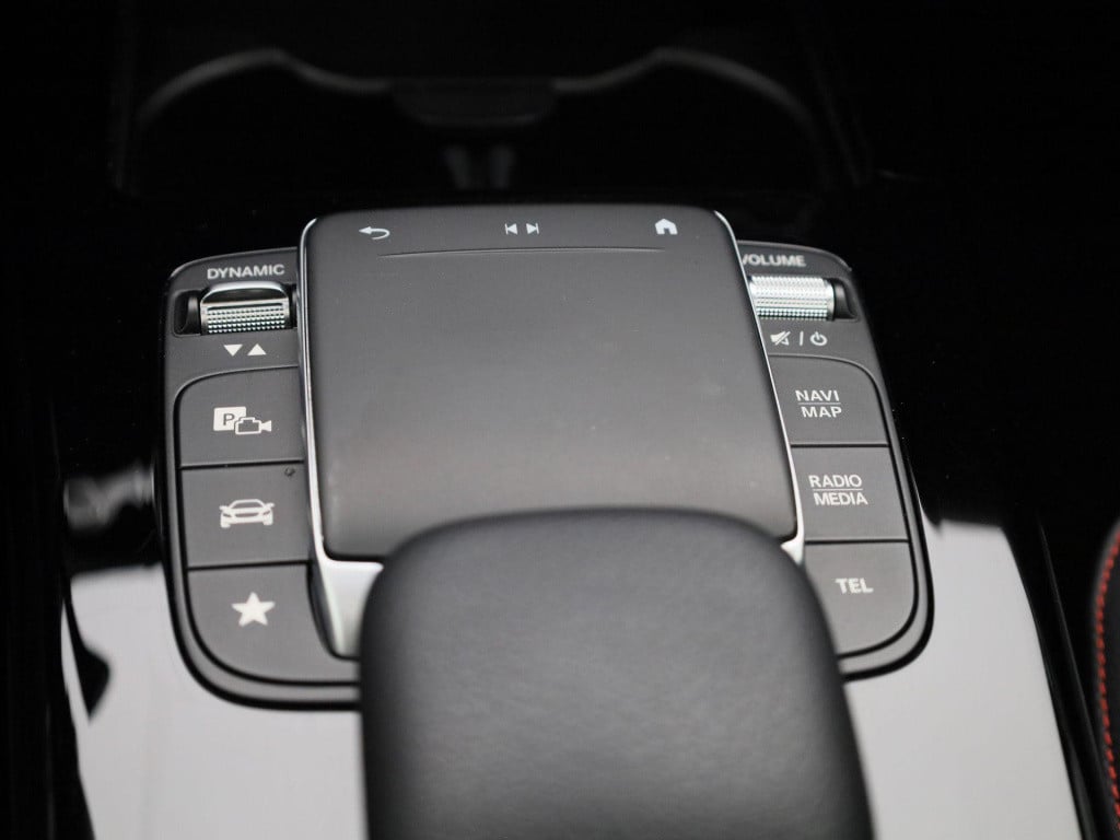 Mercedes-Benz Cla 250 e business solution amg limited | amg-styling | panor