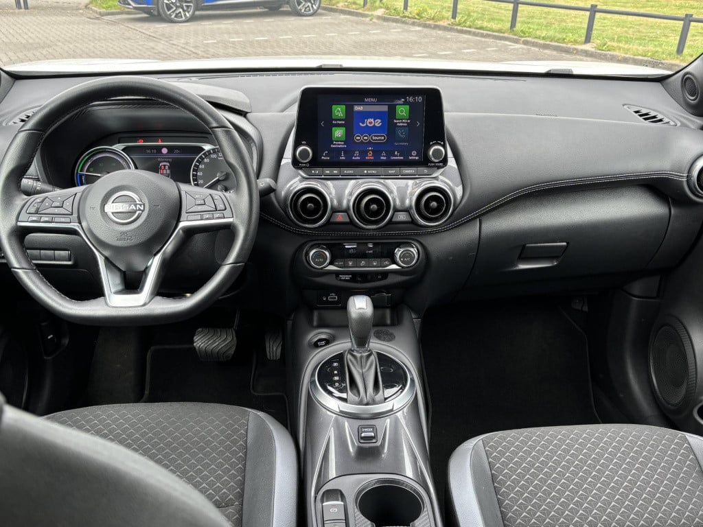 Nissan Juke 1.6 hybrid n-connecta | navigatie | camera | keyless entry | le