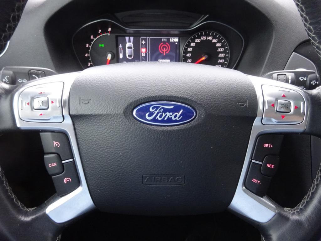 Ford Mondeo 1.6 ecoboost platinum climate / navi / cruise / parkeers. / sto