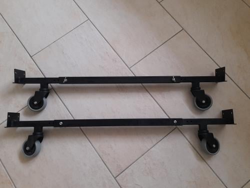 Potenset met wielen zelfdragend  t.b.v. een bed - 80/90/100 (z.g.a.n.)