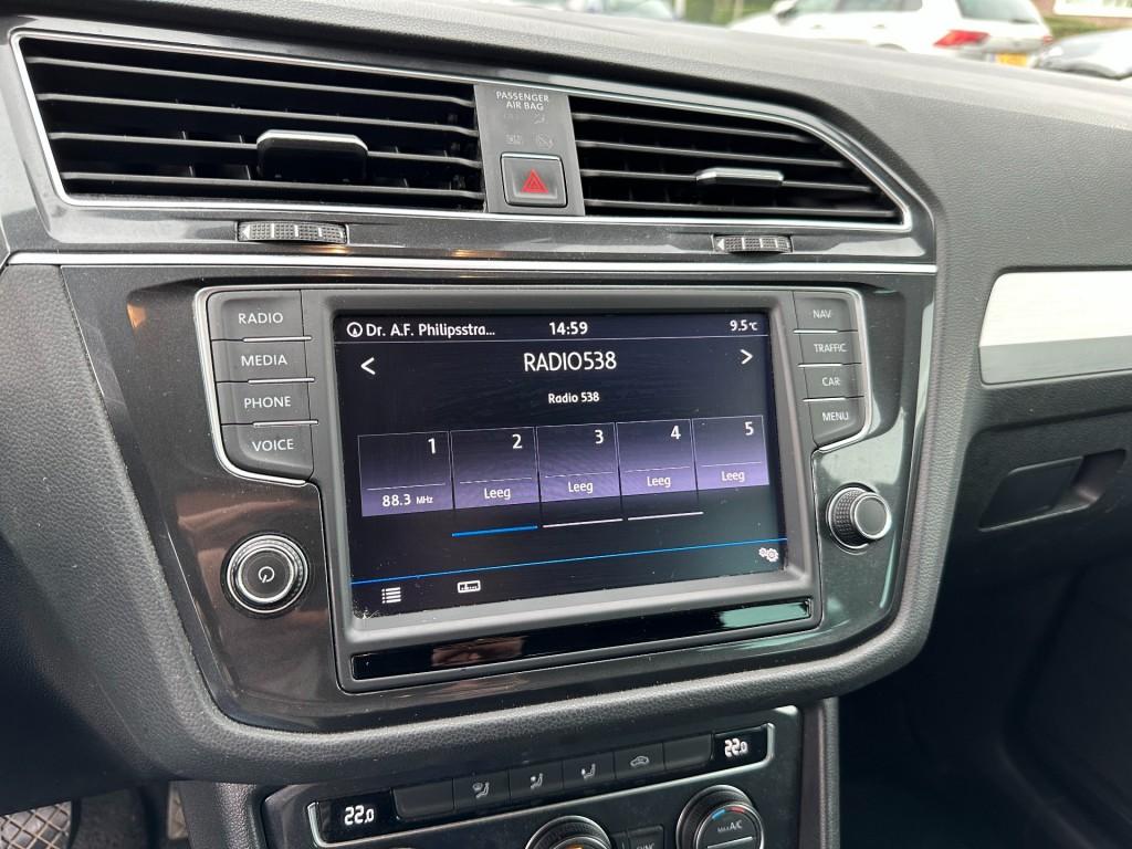 Volkswagen Tiguan 1.4 tsi comfortline wegklapbare trekhaak 1e eigenaar pdc