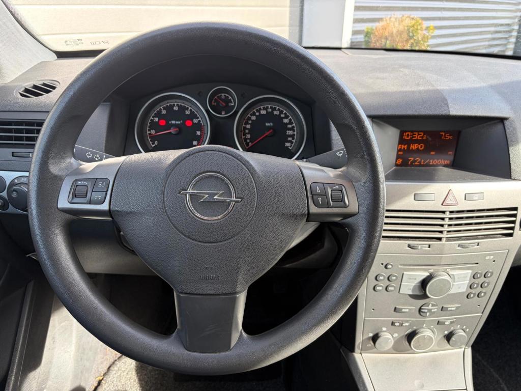 Opel Astra 1.6 edition/2e eigenaar/airco/cruise control/lichtmetaal/trekhaa