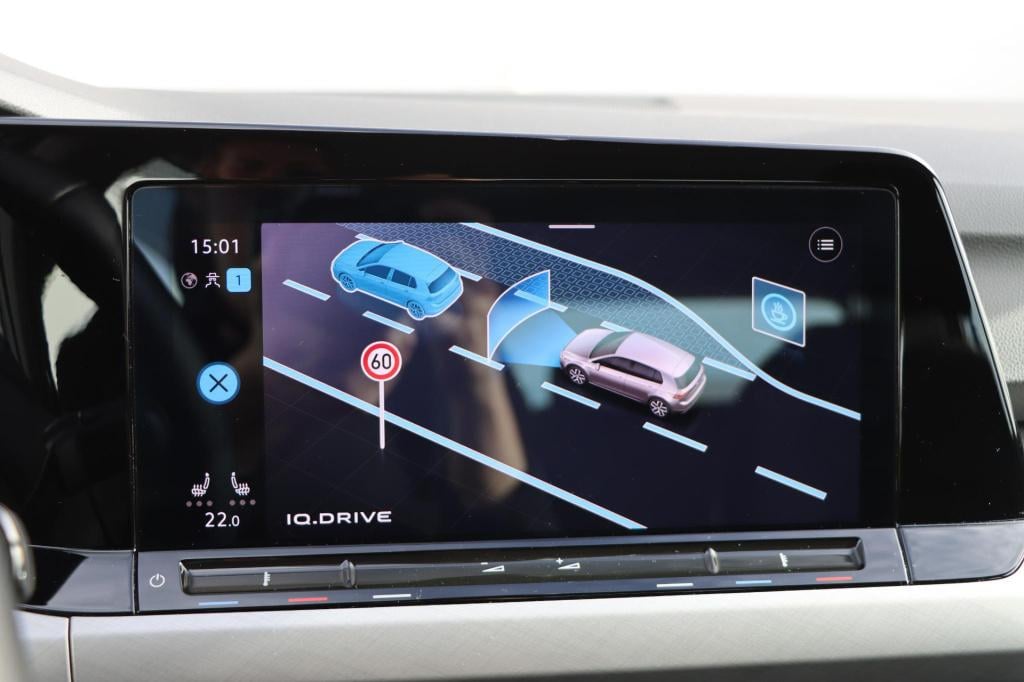 Volkswagen Golf 1.5 tsi life 130pk