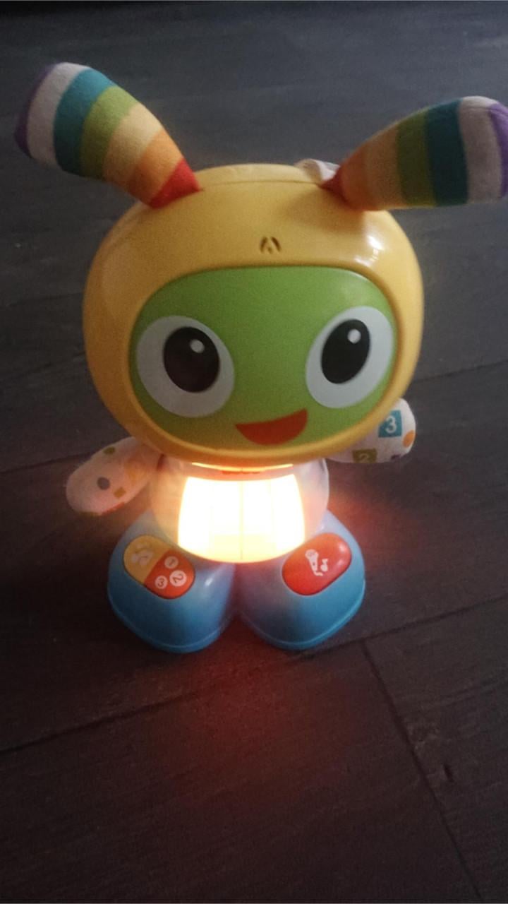 Fisher Price Beatbo dansende robot (geluid+licht)