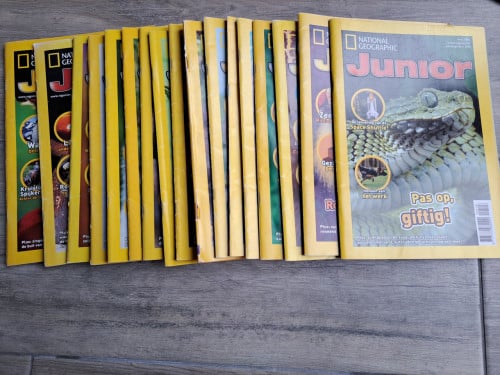 17x National Geographic junior