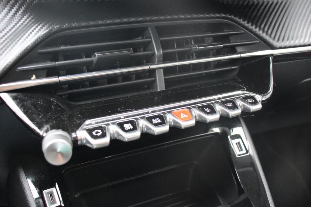 Peugeot 208 1.2 puretech active - navi - carplay - cruise - nap org nederla