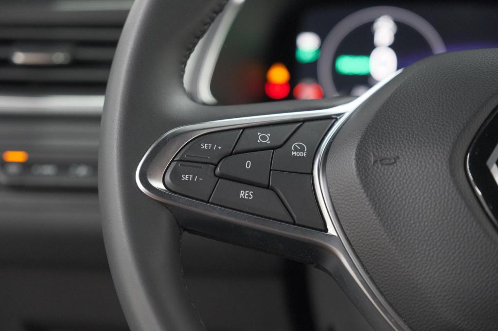 Renault Captur 1.6 e-tech full hybrid 145 techno | camera | navigatie | app