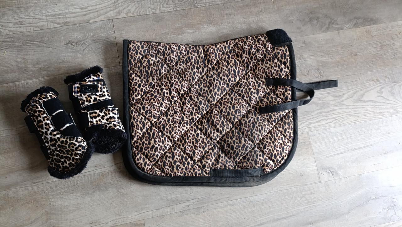 Dekje met beenbeschermers