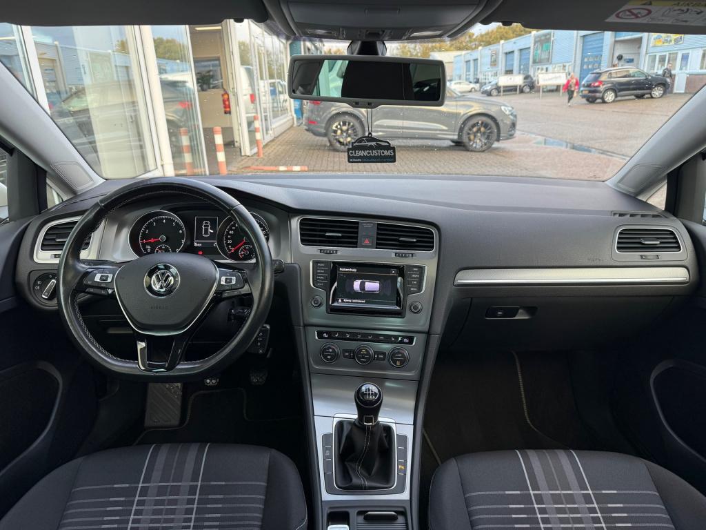 Volkswagen Golf 1.2 tsi business edition connected