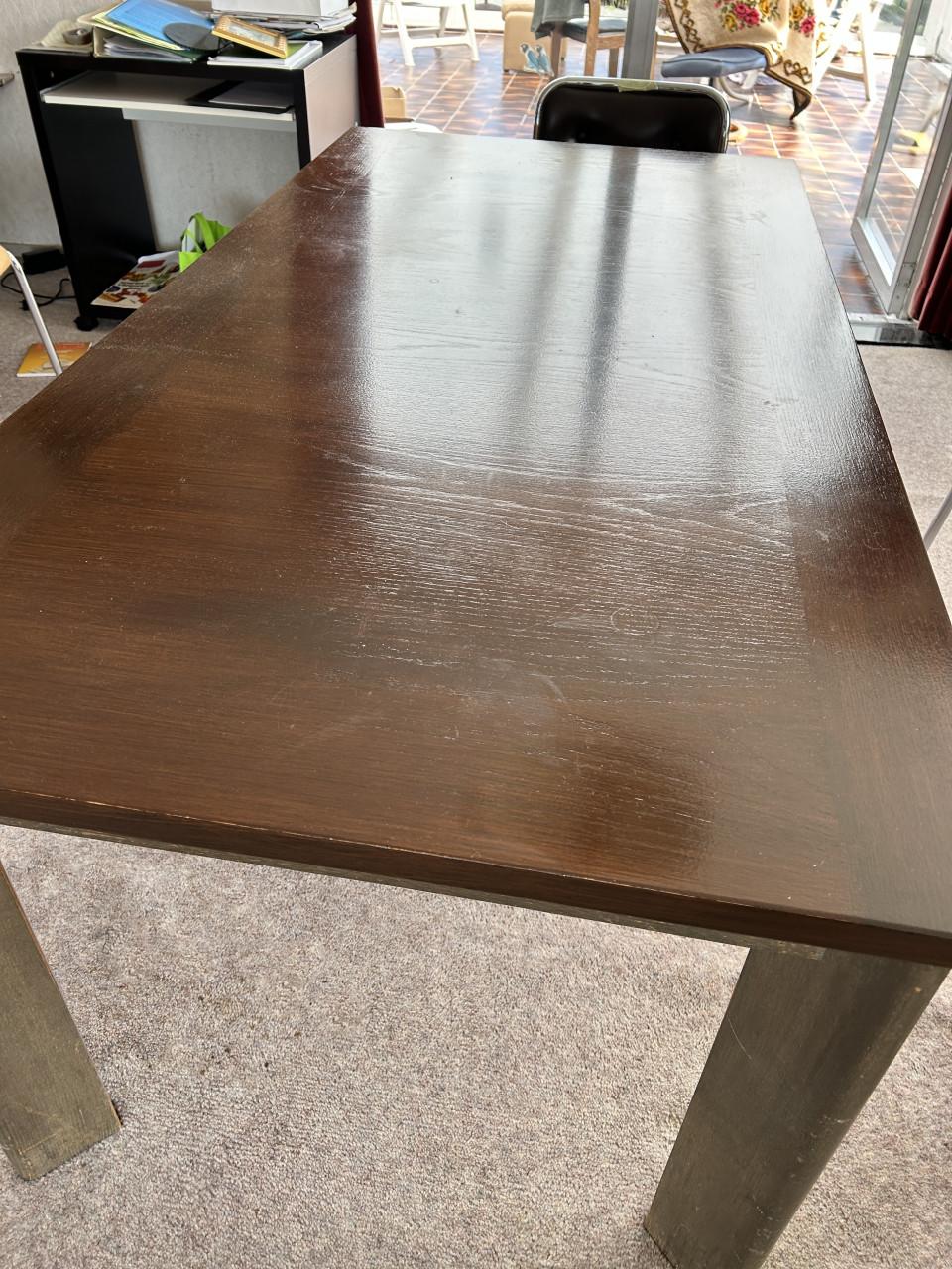 SOLIDE HOUTEN EETTAFEL