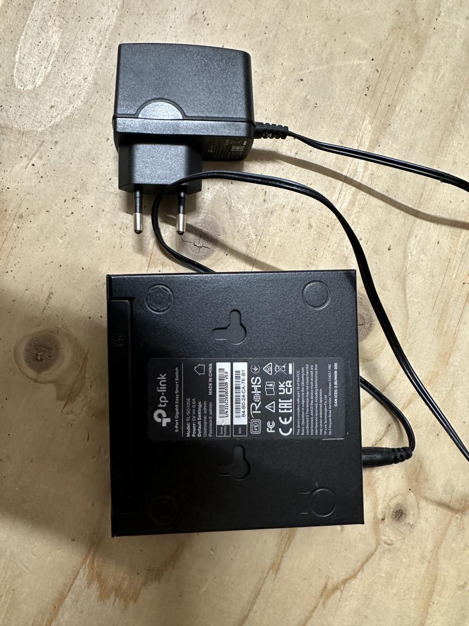 TP-Link TL-GS105E 5 port gigabit easy smart switch