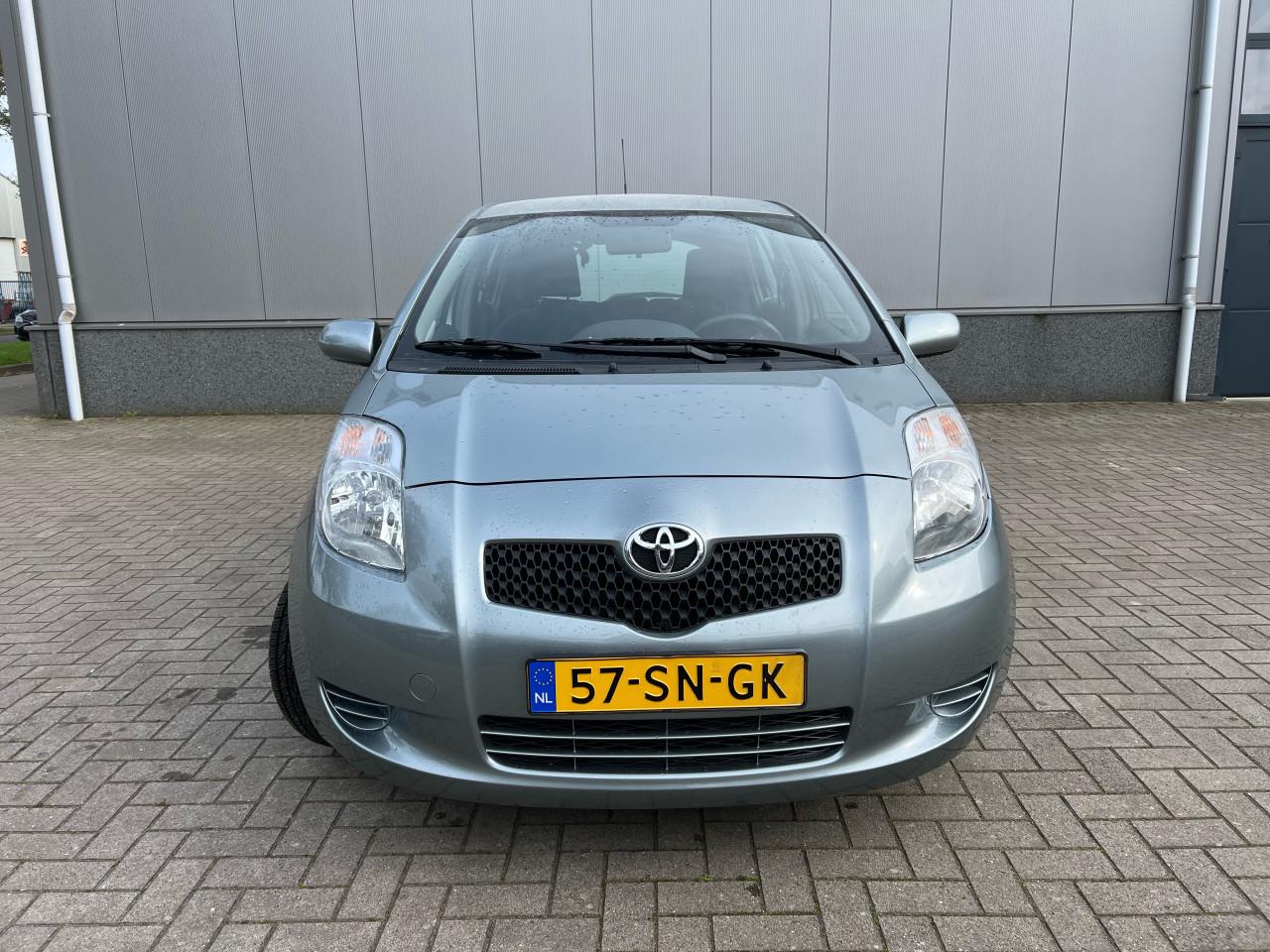 Toyota Yaris 1.3VVTI Sol 51.178km Automaat