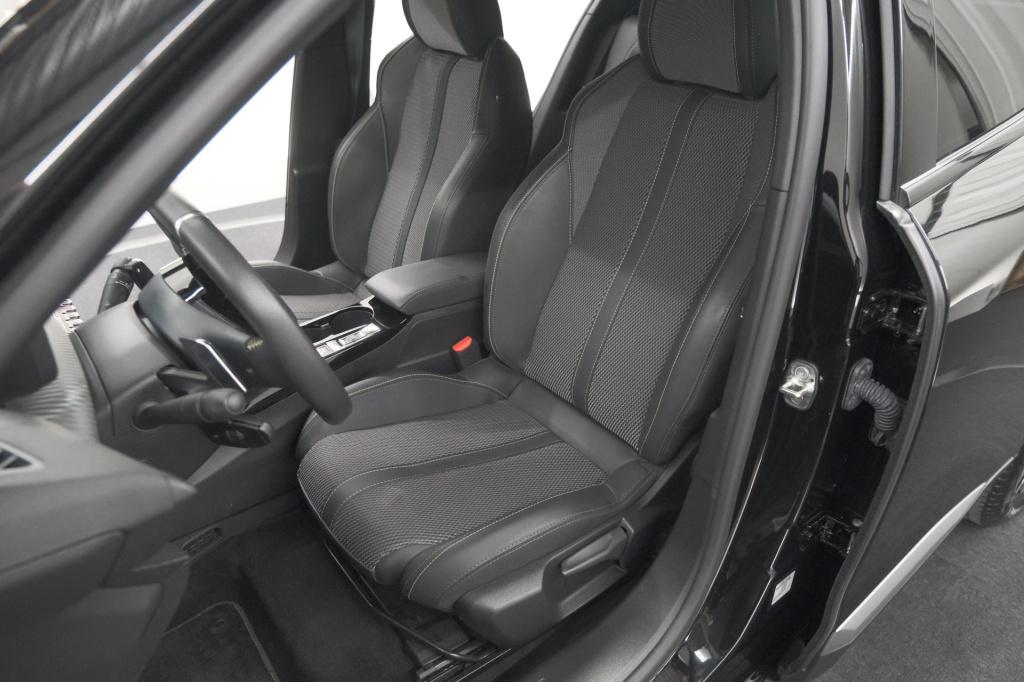 Peugeot 2008 1.2 hybrid 145 gt | camera | apple carplay | parkeersensoren