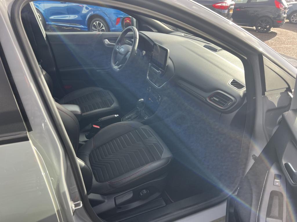 Ford Puma 1.0i ecoboost hybrid 155pk automaat st-line x , 19 inch , adaptiv