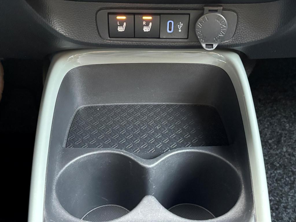 Toyota Aygo x 1.0 vvt-i mt 72pk pulse|bi tone stoelverwarming|carplay|camer