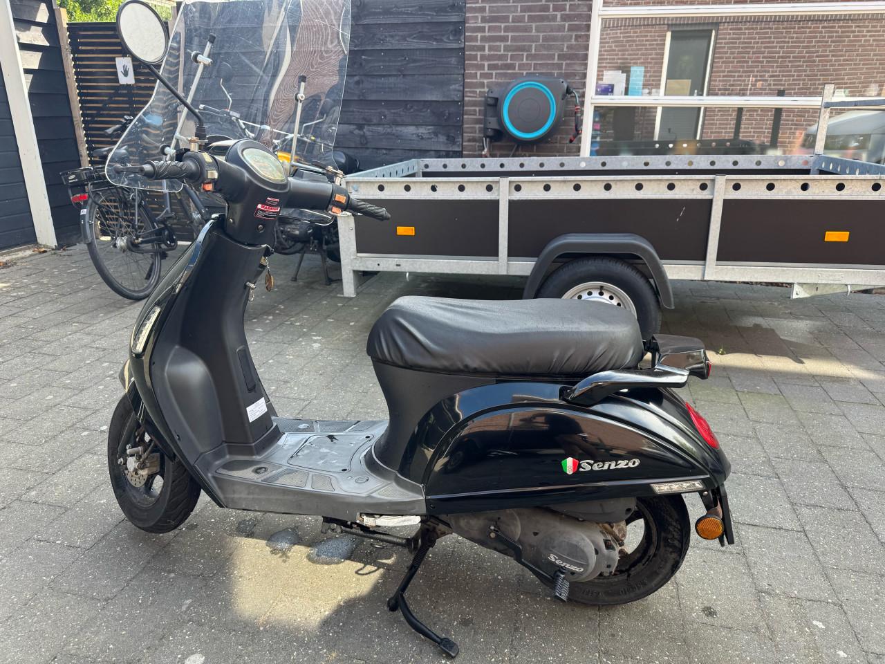Senzo snorscooter