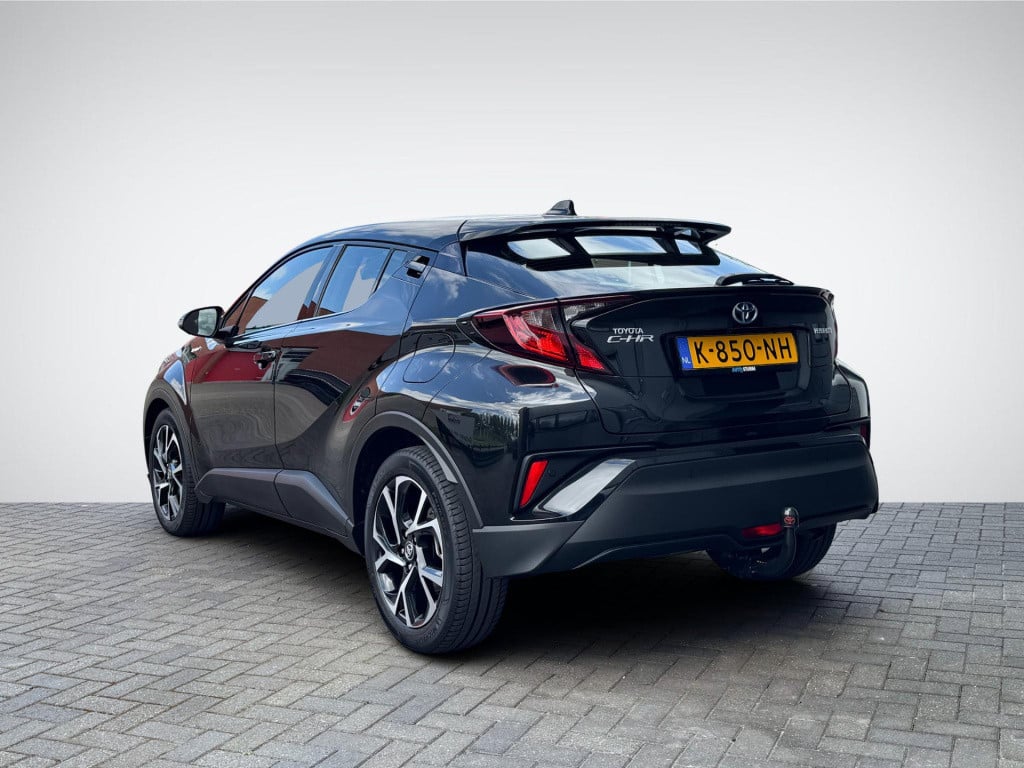Toyota C-hr 1.8 hybrid dynamic | trekhaak afneembaar | navigatie | camera |