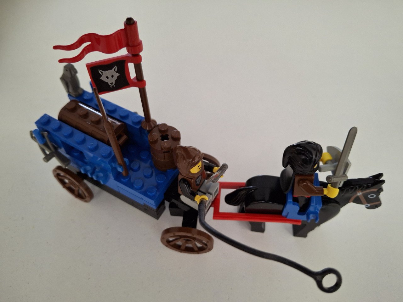 2 vintage Lego Castle sets