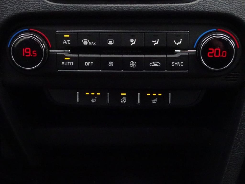 Kia Cee'd 1.0 t-gdi dynamicplusline stoelverwarming | apple carplay/android