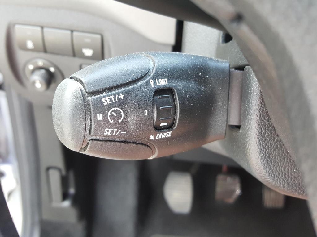 Peugeot Partner tepee 1.2 110pk active | trekhaak | apple carplay | airco |